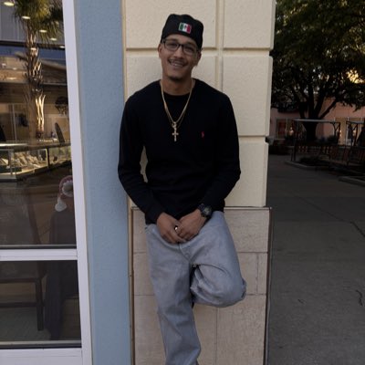 DrewBro49117338's tweet photo. #NewProfilePic https://t.co/nlg8SCAXsO