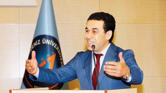 AcansHaber's tweet photo. Akdeniz Üniversitesi, intihal yaptığı ve olmayan yayınları varmış gibi gösterip profesörlük kadrosuna atandığı tespit edilen eski rektör yardımcısı ve uzun yıllar dekanlık yapan Mehmet Altunkaya'nın profesörlük unvanını iptal etti. Karar, onaylanması için YÖK'e gönderildi. (Birgün)