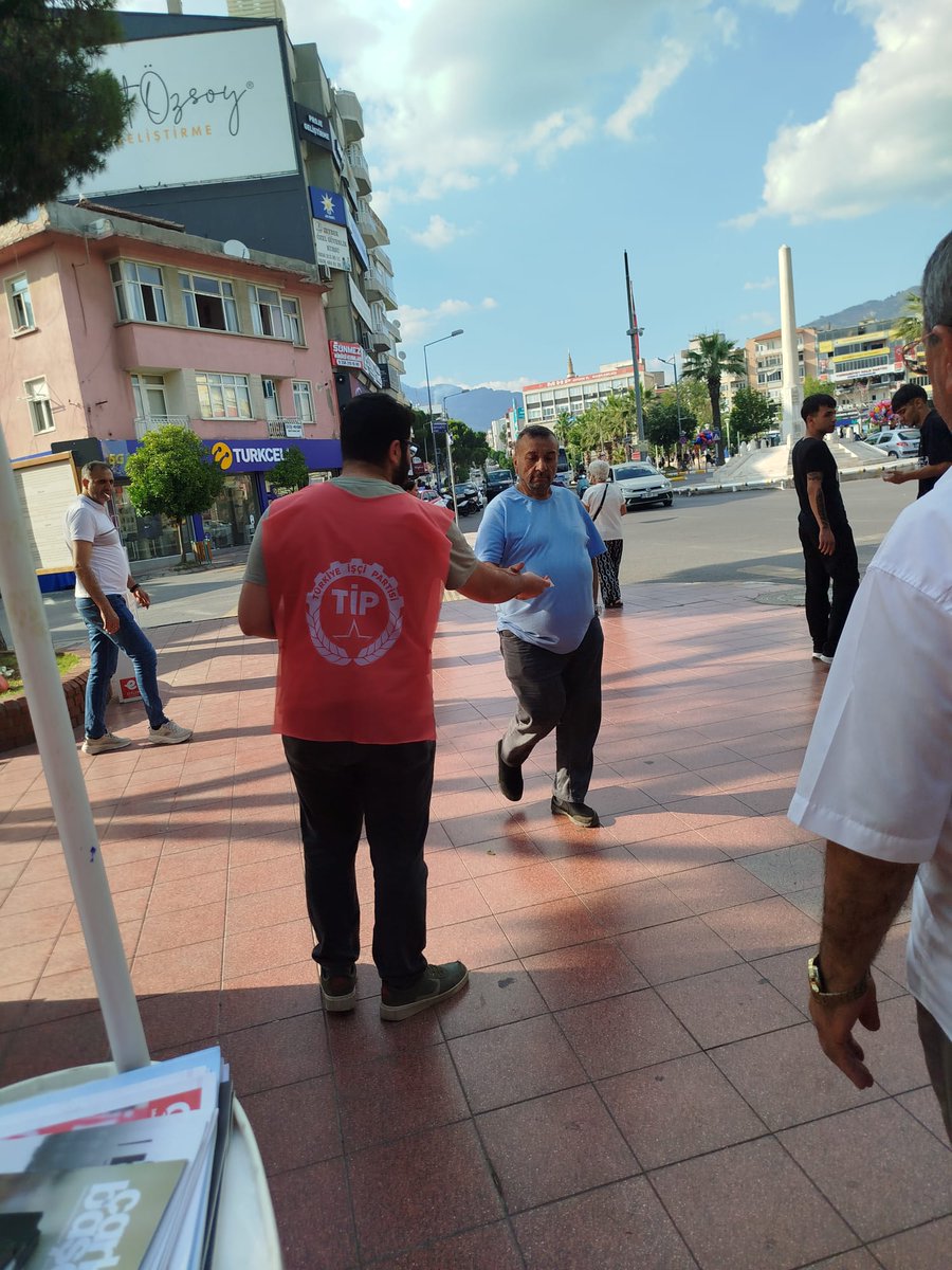 TipAydin's tweet photo. "Emek, yaşam, özgürlük diyorsan TİP'e katıl ve mücadelemizi birlikte büyütelim." https://t.co/9iyGXZLTYm