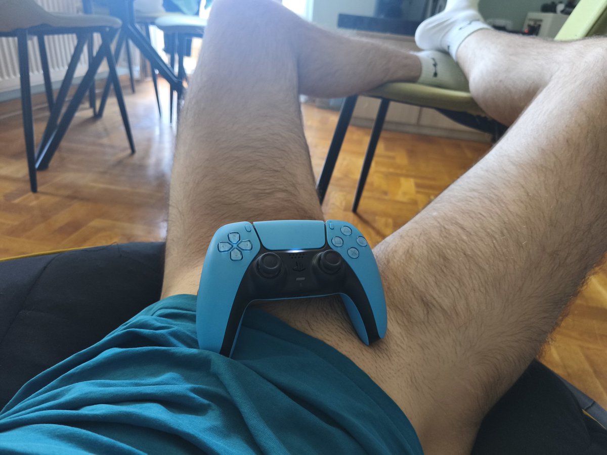 MrNobodySRB's tweet photo. Want to play? 😈
Press 'start' 😋 https://t.co/TfCs4uwZqP