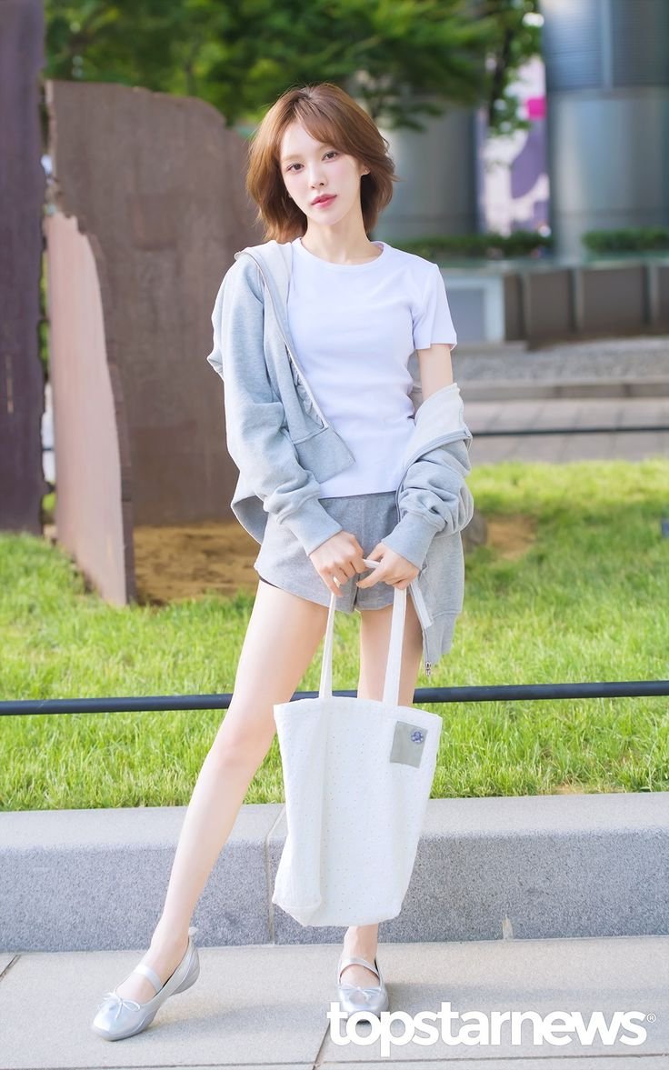 YujinLover96's tweet photo. @EUNBI_Progre666 Muy infravalorada , ella es un sueño pero casi nadie habla de ella o si lo hacen tampoco le dan la atención suficiente https://t.co/MHrFma4wgz