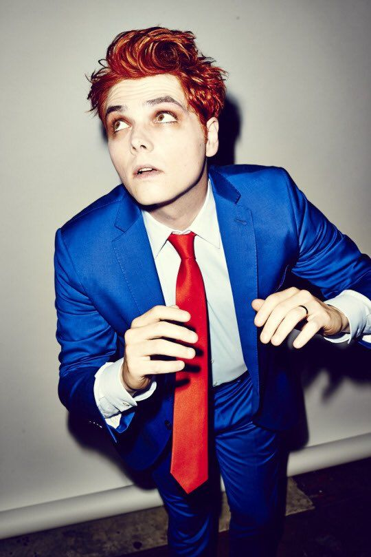 billieunoxx's tweet photo. y otra cosa que recuerdo es que amy lee y gerard way también eran considerados subidos de peso, ahora la gente pregunta por qué tanta niña con tca https://t.co/r9NLC78eeM