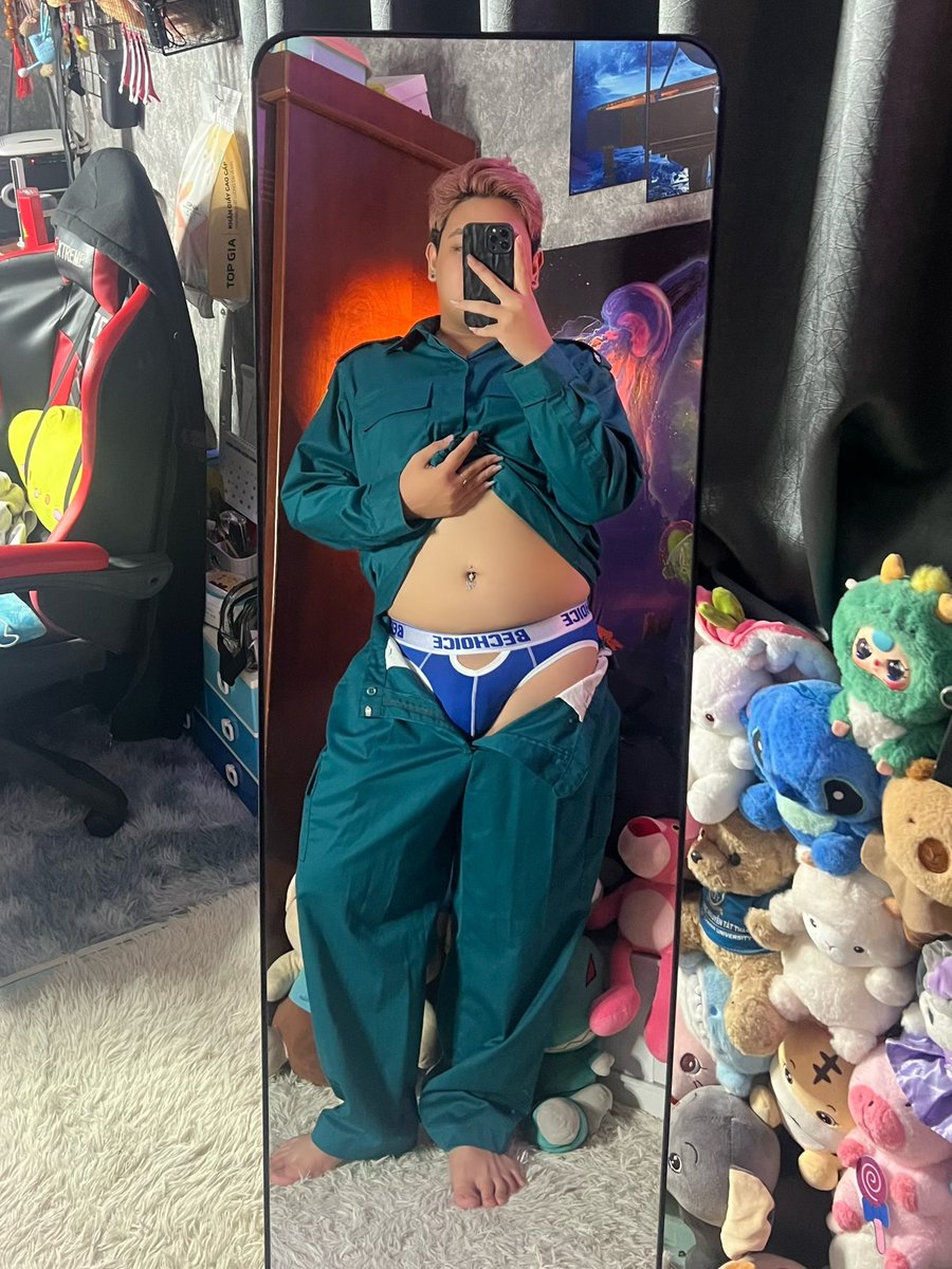 bsoncute27's tweet photo. Thế giới vô vị, em thì thú vị và đây là 1 ví dụ 🤪 https://t.co/FijCGaL2pT