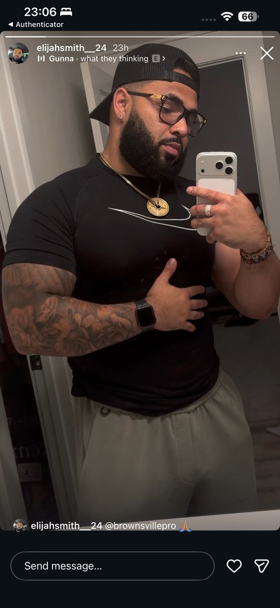 jaxx_wayne's tweet photo. Big daddy https://t.co/bHjqil0hiV