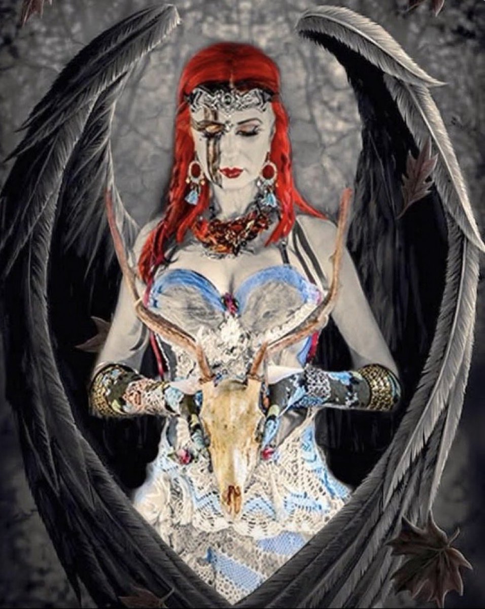 karenmitchell__'s tweet photo. I post about human predators (narcissists, psychopaths). In the family court, groups of predators work as judges, psychologists, lawyers. They give lenient sentences to sex abusers, manipulate outcomes etc. 
This is the FB profile image of a woman who supports such a group?!😯 https://t.co/6JVdvQcQxd