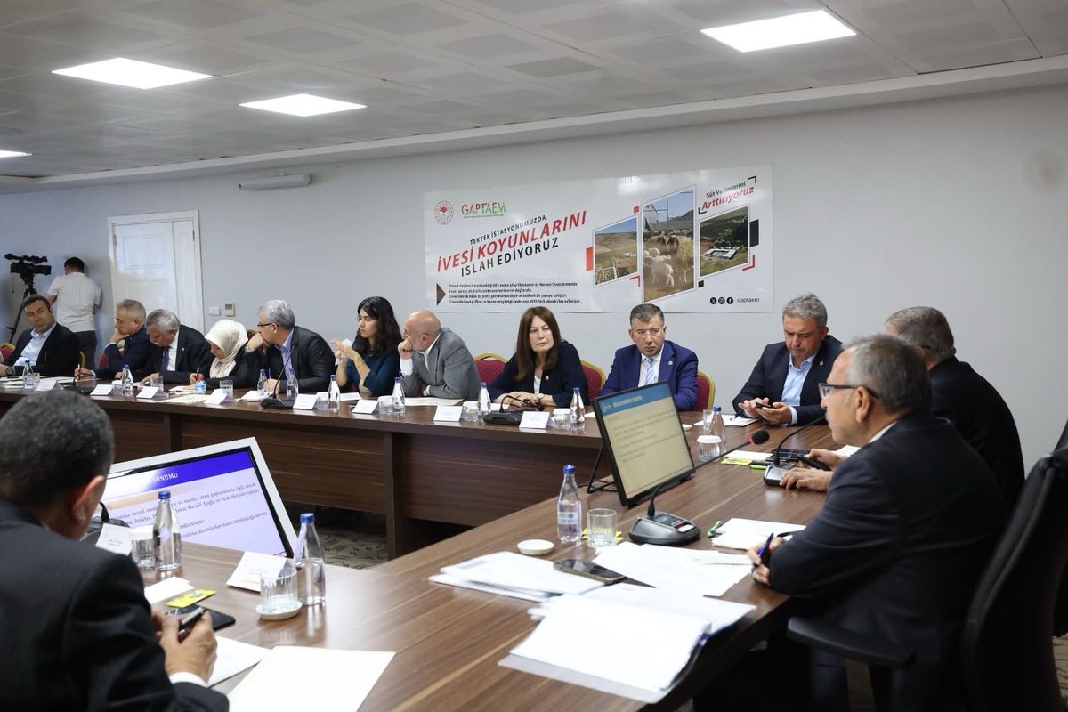 YLMZHUN's tweet photo. TBMM’de kurulan Araştırma Komisyonu üyeleriyle birlikte bugün Urfa’da incelemelerde bulunduk.

Okullarda yaşanan şiddet olayları yalnızca eğitim kurumlarının değil, tüm toplumun ortak sorunudur. Benzer acıların tekrar yaşanmaması için kamu kurumları, eğitim emekçileri, aileler ve sivil toplum kuruluşları ortak bir sorumlulukla hareket etmeli; barışçıl, demokratik ve eşitlikçi bir toplumsal kültürün inşası için kalıcı çalışmalar yürütmelidir.

Çocuklarımızın güvenli, özgür ve şiddetten uzak bir ortamda eğitim görmesi hepimizin ortak sorumluluğudur.
