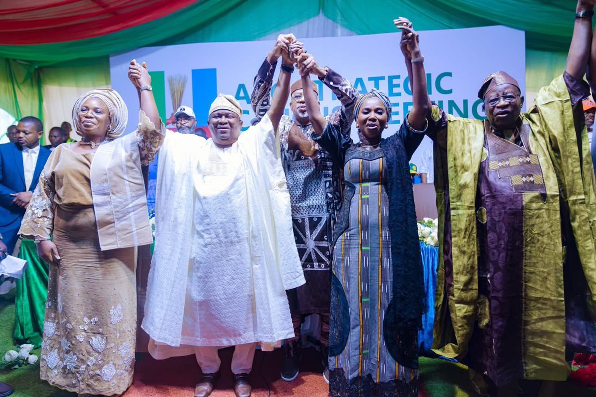 Senator Solomon Olamilekan Adeola YAYI. CON, FCA tweet media