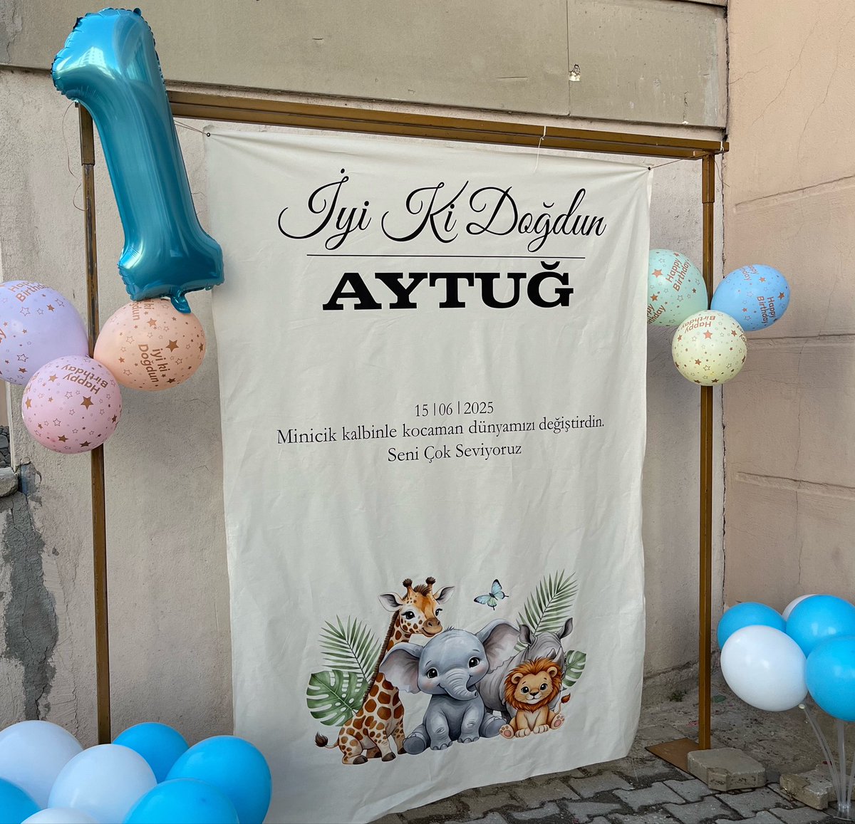 aysenovich's tweet photo. canim yavrum balim oglusumun ilk dogum gunu https://t.co/Iwp7CNFTXI
