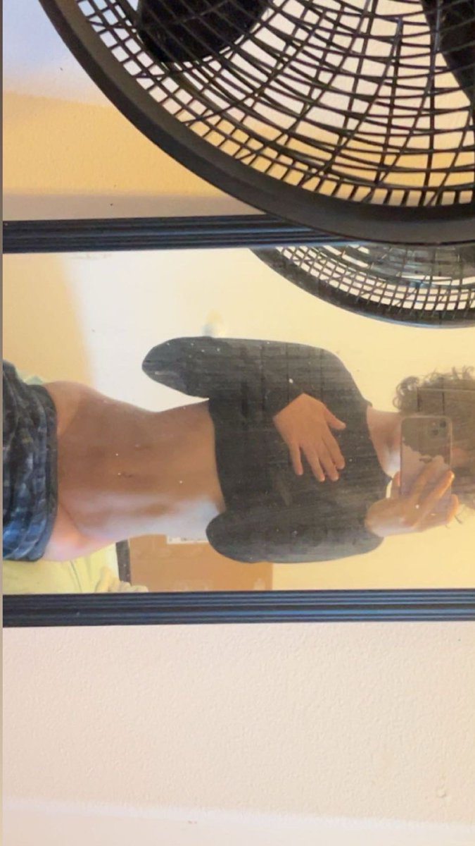 Pinkprince011's tweet photo. @playmenick Visit my OF for custom videos and photos! OF name: prettytwink011 https://t.co/SGE6rF4NXP
