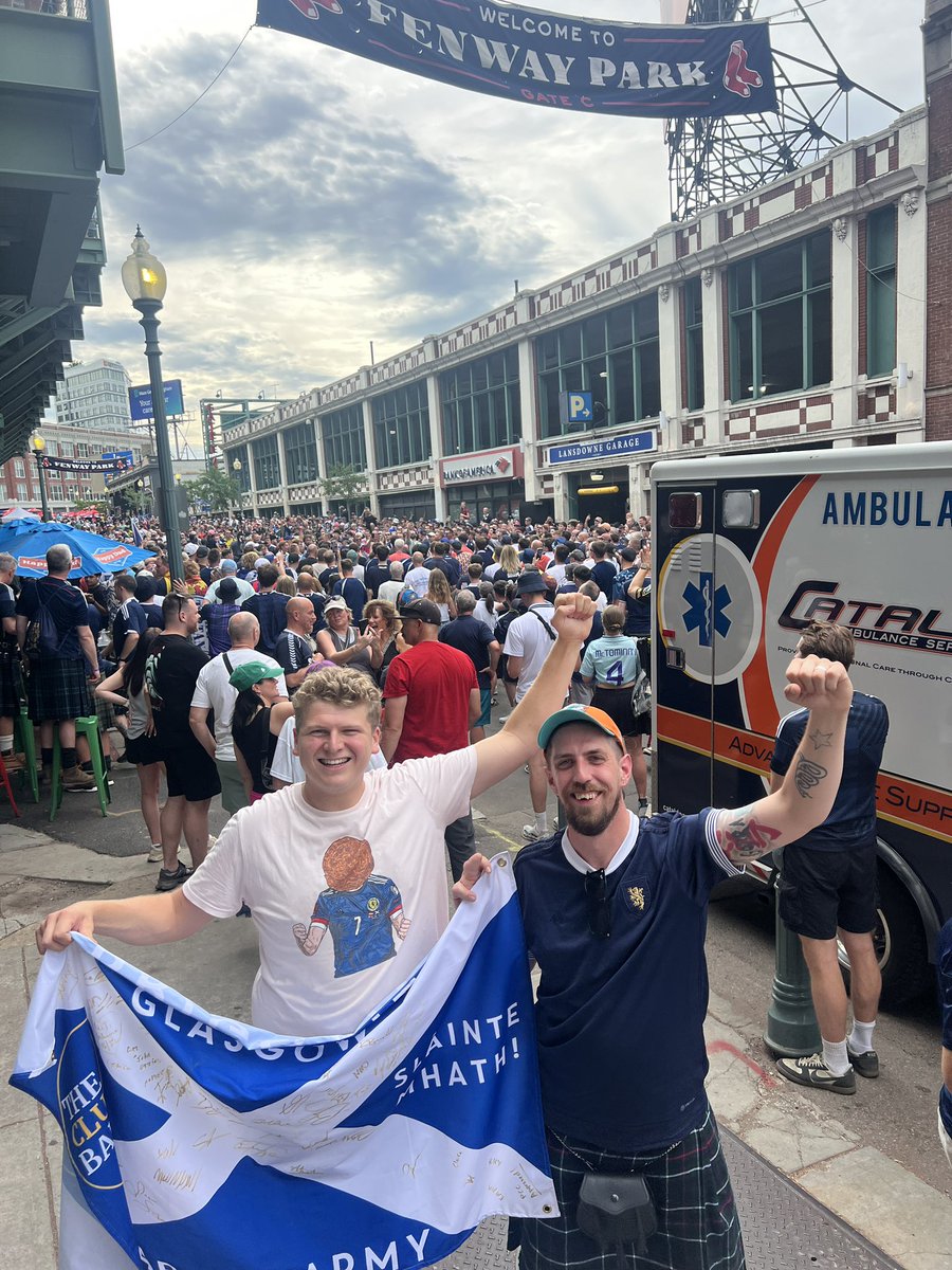 cwhyte25's tweet photo. Good day to wear the @MiseryHunters John McGinn meatball tee 🏴󠁧󠁢󠁳󠁣󠁴󠁿 https://t.co/SL1GWSd11b