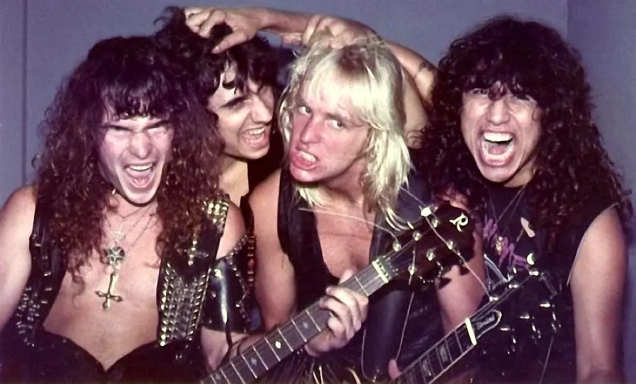 GenTXer2's tweet photo. Can you identify this 80s band? 🤔 https://t.co/2M02ITtd16