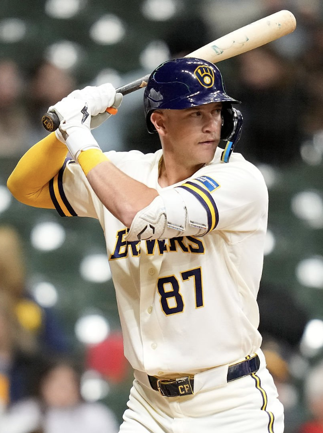 JustBB_Media's tweet photo. The Brewers are calling up Cooper Pratt, per @AdamMcCalvy 

Our #90 prospect has 6 homers with a .745 OPS at Triple-A this season, and signed an 8-year, $50.75M extension in April! https://t.co/8hx9U2wEzq