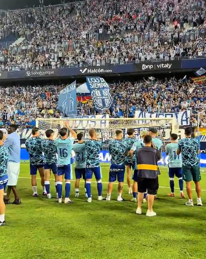 GradaBpro's tweet photo. La afición del @MalagaCF lo tiene claro.

📢TODOS A ALMERÍA

Me da que se viene desplazamiento de los grandes. https://t.co/3ytxVuk1YT