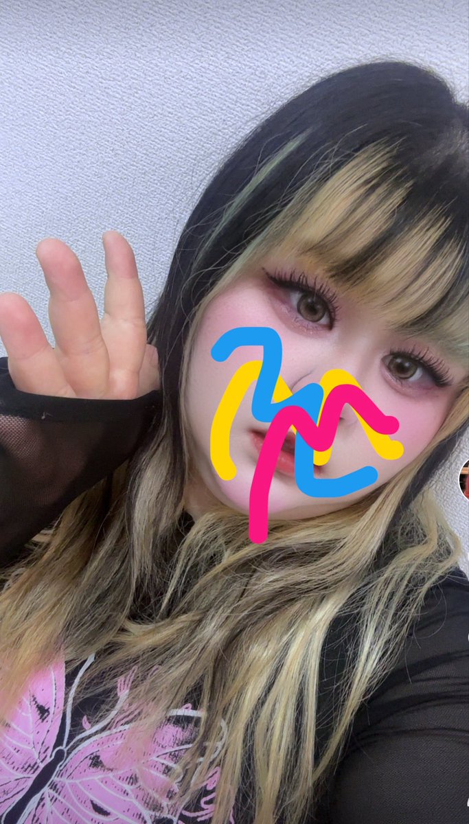 HIBIMOMO2's tweet photo. まだ帰れないけど、お仕事帰りにお話ししたいからメッセージ送っておいてください🥺お話ししよ🩵
毎日ジメジメ、、天パが出てきちゃう
前髪なんて手に追えない
#ぽっちゃり女子
#みけぽ
#ぽっちゃり好き男子と繋がりたい
#ぽっちゃ専男子と繋がりたい
#ぽっちゃり好きに刺され
#デブ専男子と繋がりたい https://t.co/4oKYzxMAsZ