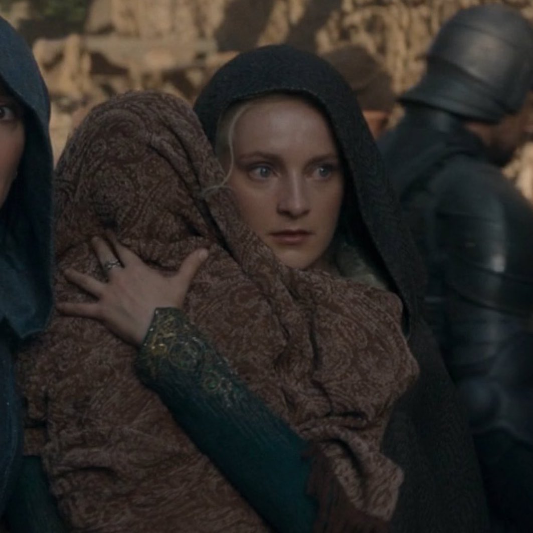 sapphifyre's tweet photo. oh sweet sweet helaena and jaehaera. https://t.co/VbA9DnYKqF