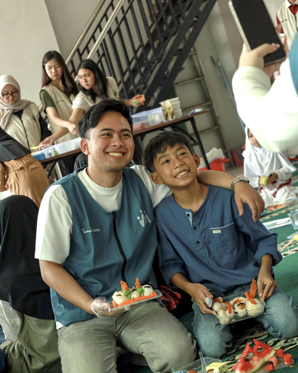 faauzil's tweet photo. SERU BGT VOLUNTEER LAGI!! https://t.co/jN0znj354o