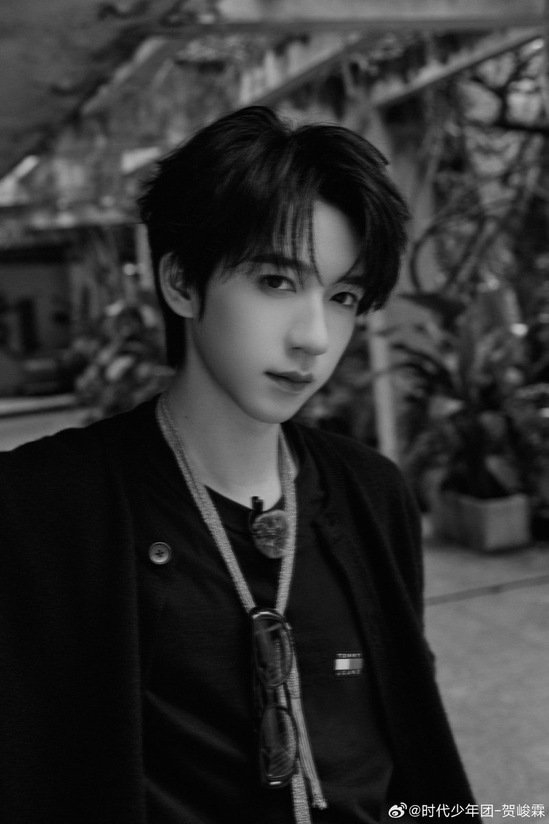 TNTS231119's tweet photo. TNT时代少年团 #贺峻霖 Weibo Updated!
2026.06.29 🐰
🐰✨ รูปภาพเพิ่มเติม
( 4/4 )
#HeJunlin #เฮ่อจวิ้นหลิน #时代少年团 #TNT时代少年团 #TeensinTimes https://t.co/3egulwyKAW