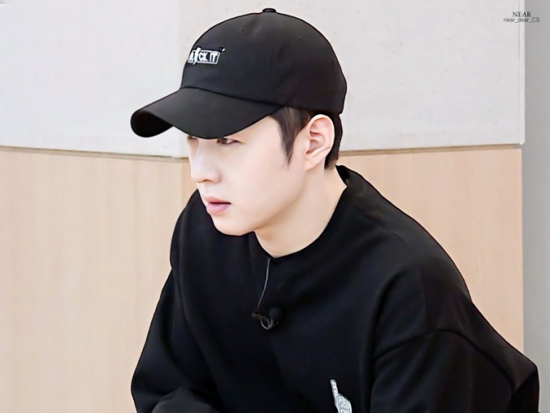 jdeok0226's tweet photo. 어디있니이??!!💙 https://t.co/WY7docjwRj