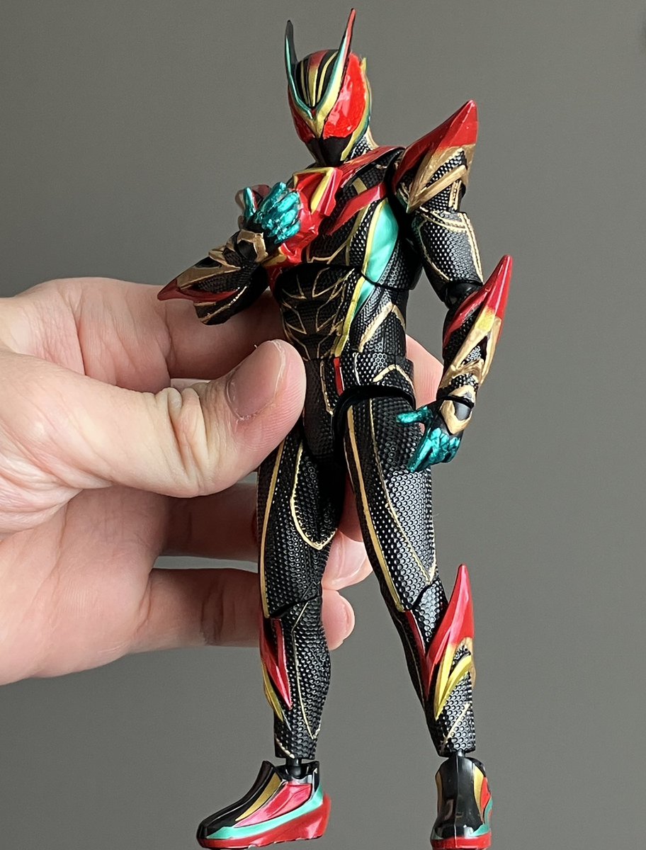 hisuiIX5656's tweet photo. エクスドリームのアクションフィギュア､ちょっと手を加えると更に化けるのでオススメ https://t.co/1KRLekb7dm