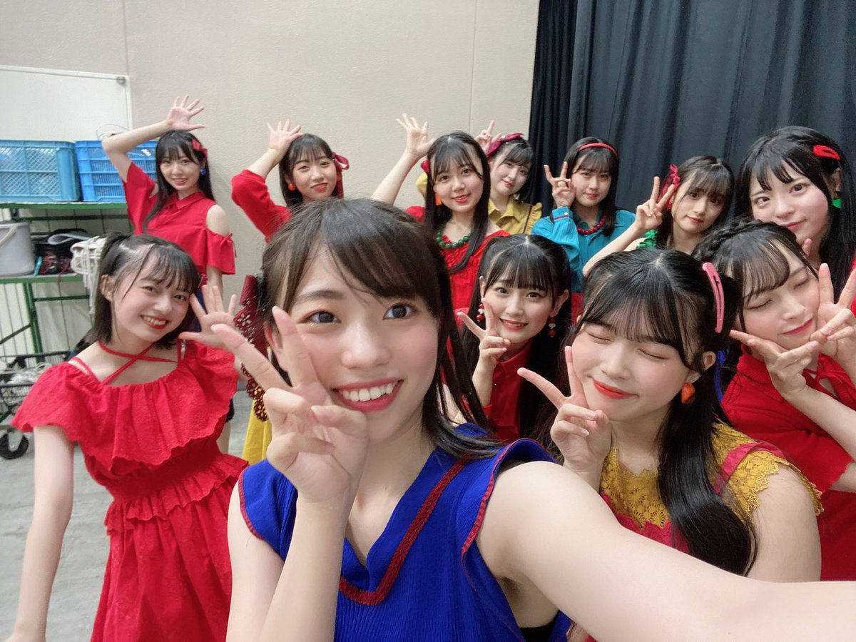 krn__HKT48's tweet photo. 懐かしい😌
一位が確定した時は本当に嬉しかった😭❤️
そろそろ真っ赤な衣装が着たいです！！！！！！！！
https://t.co/HU5lfMStHa

（これがその時の写真かな？？） https://t.co/wsf4Cde4iM