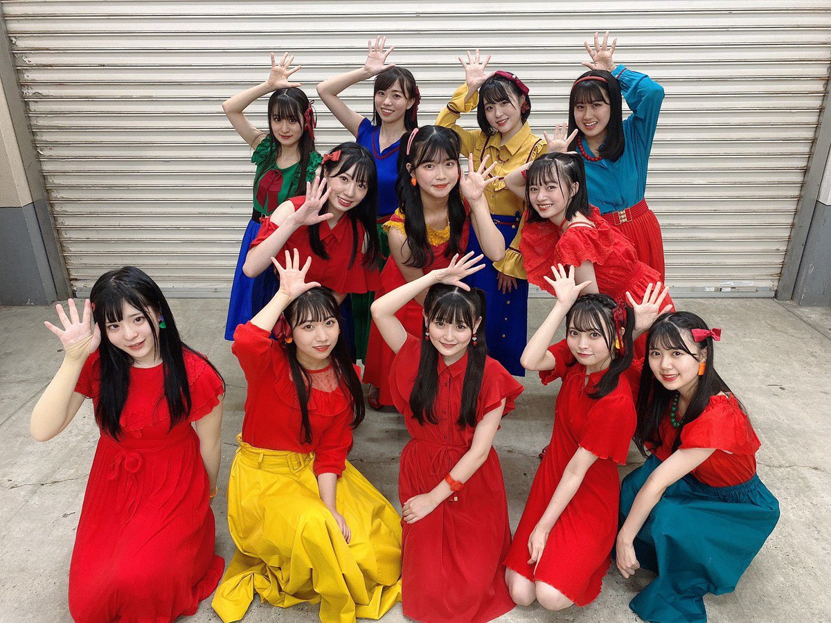 krn__HKT48's tweet photo. 懐かしい😌
一位が確定した時は本当に嬉しかった😭❤️
そろそろ真っ赤な衣装が着たいです！！！！！！！！
https://t.co/HU5lfMStHa

（これがその時の写真かな？？） https://t.co/wsf4Cde4iM