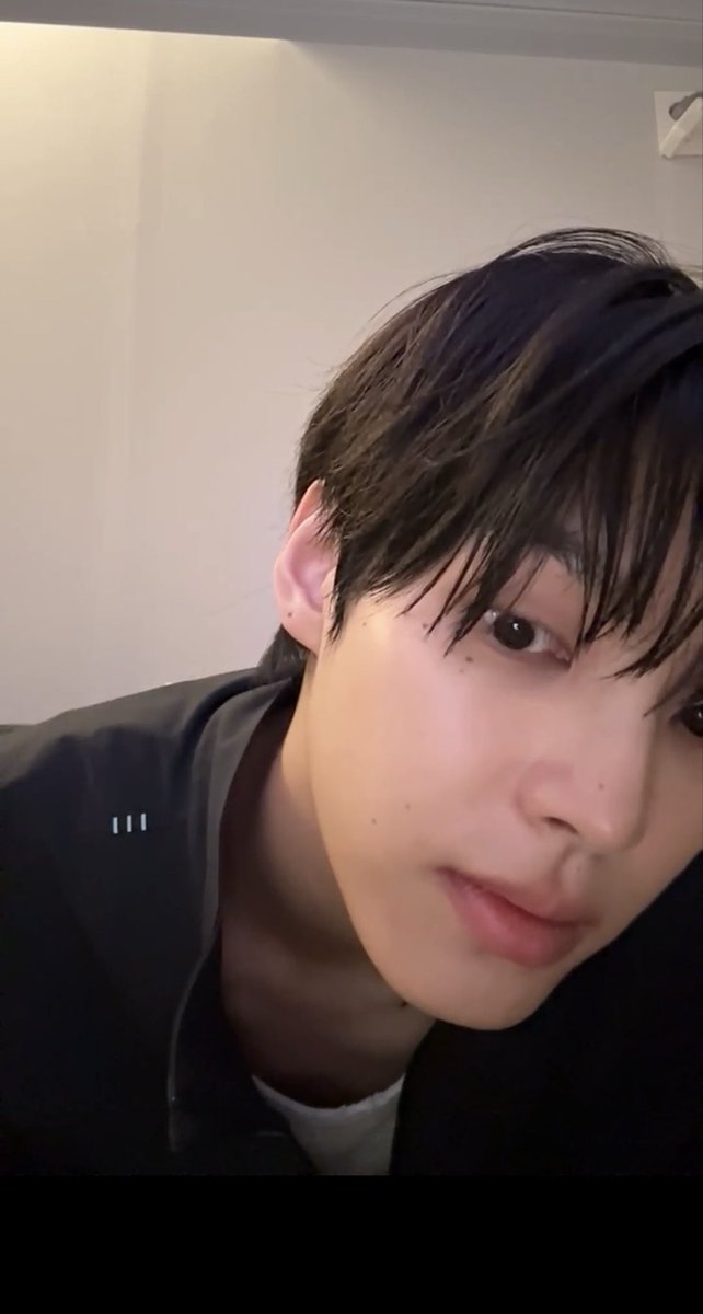 yyoesw's tweet photo. 오늘 ㄹㅈㄷ로 잘생김… 인물 났다 너 https://t.co/hGfsrTDrko