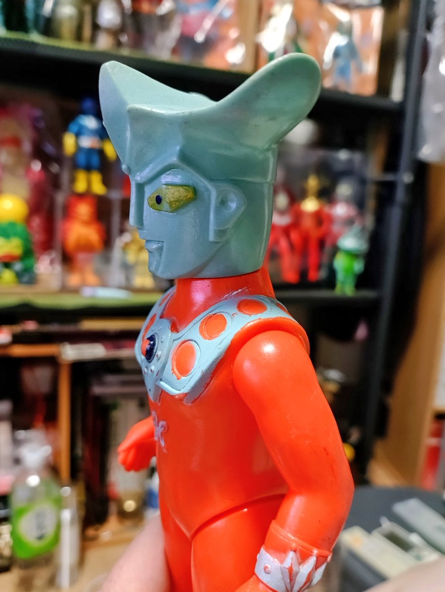 ブルマァク1974年ウルトラマンレオスタンダードサイズ 今日も、仕事