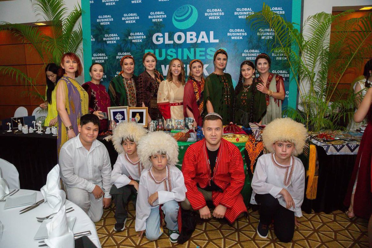 BClub80552's tweet photo. π BE READY!
Global Countries Day & Parade of Nations
in the frame of Global Business Week 2026
is a one of the most inspiring and colourful highlights of the GBW.
#globalcountryday #GlobalBusinessWeek
#CulturalDiplomacy #BusinessDiplomacy https://t.co/FnladkXcDi