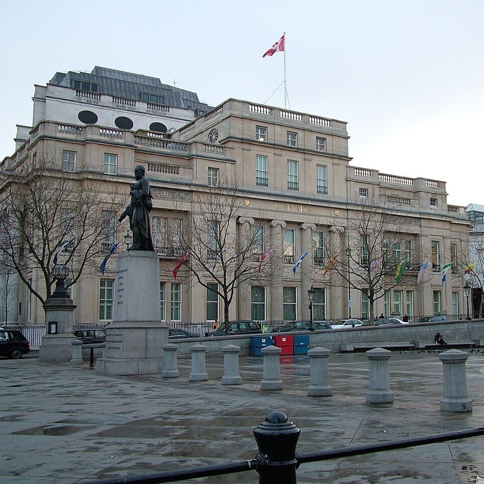 CraigBaird's tweet photo. On this day in 1925, King George V officially opened Canada House in London, England. Built between 1824 and 1827, it has served as the chancery of the High Commission of Canada in the United Kingdom for the past 101 years.

📸 Wikicommons (James F.) https://t.co/wWgC4rfs2b