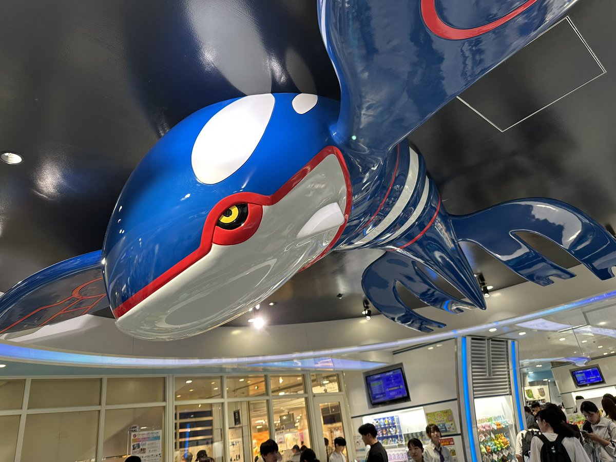 横浜に行ったついでにポケモンセンターヨコハマ！ カイオーガが1番