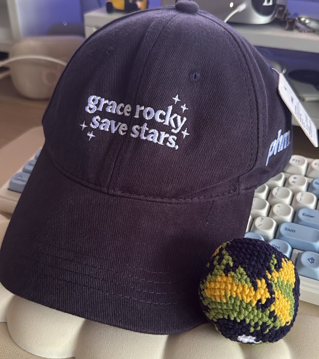 rygosisreason's tweet photo. look at this cap i custom made 🥹 watch me wear it everywhere i go omg im gonna be so insufferable https://t.co/g7QeM1B2bc