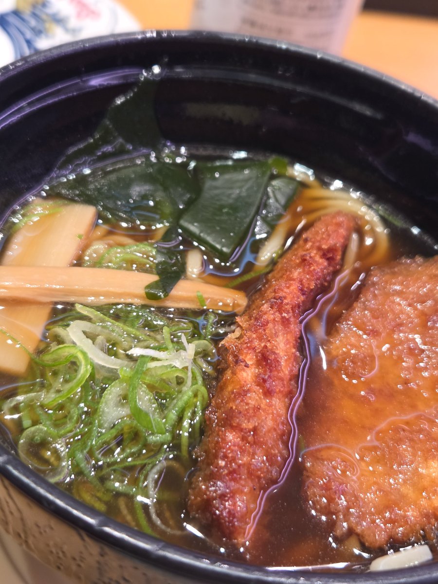 samon_zone52's tweet photo. ぼっちスシローなう https://t.co/wVd0JXC8T0
