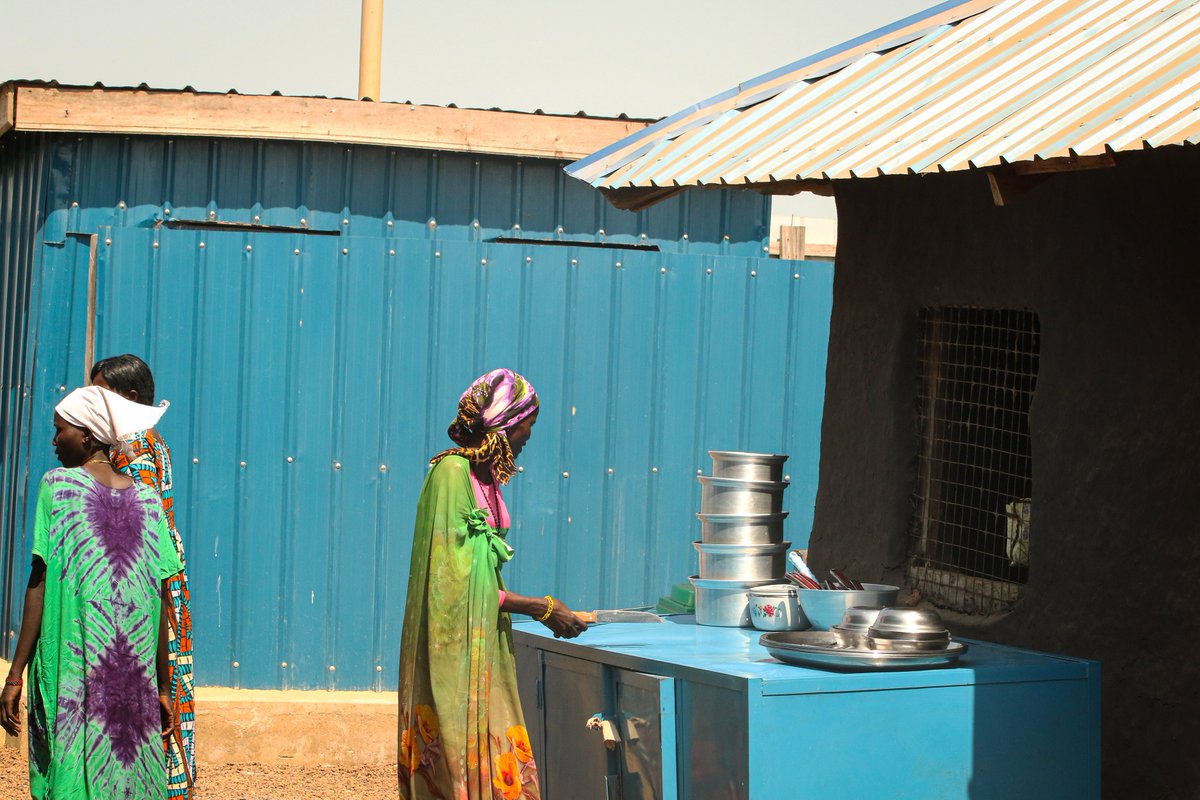 UN_SouthSudan's tweet photo. Meet the women who opened a restaurant in #SouthSudan's largest camp.

What started as a pitch by the women's group to the State Task Force on #DurableSolutions became a reality with @IOMSouthSudan's support. When women lead, communities thrive.

Read: https://t.co/THU8y4JLXr https://t.co/zeaCMlpMh5