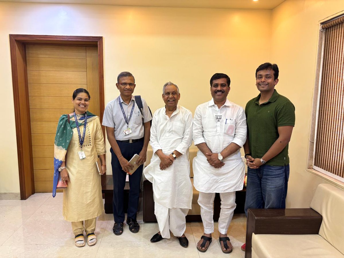 icarcircot's tweet photo. Union Minister of State for Agriculture &amp; Farmers Welfare, Shri Ram Nath Thakur, reviewed the implementation of the #KhetBachaoAbhiyan in Pune on June 26, 2026. The meeting emphasized sustainable agriculture, organic farming, and coordinated efforts to strengthen farmer outreach. https://t.co/fGN9Ry3FJl