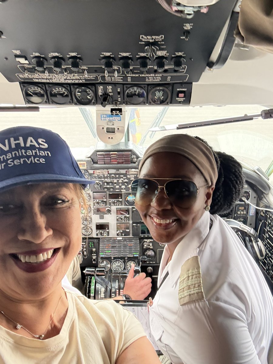 SingerHanaa's tweet photo. A wonderful moment with a woman pilot flying our UNHAS mission today. Every woman in the cockpit challenges stereotypes and inspires the next generation to aim higher. The sky belongs to everyone. ✈️ https://t.co/ytACTSsxu1