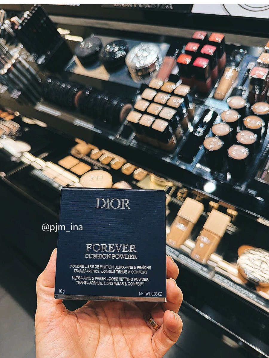 PJM_INA's tweet photo. Selain membelinya karena kualitas produknya bagus, dan tentu aja karena JIMIN! 

DIOR GLOBAL AMBASSADOR JIMIN
#JIMINxDiorSummer27 #PFW 
#JIMIN #JiminxDior @Dior https://t.co/M8fOJZMPkX