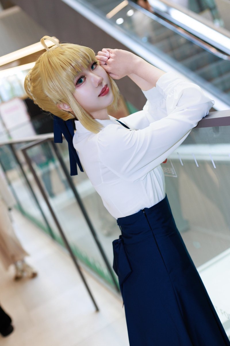 sihoney100's tweet photo. #Fate #Saber #セイバー #cosplay https://t.co/yhlfRxWV44