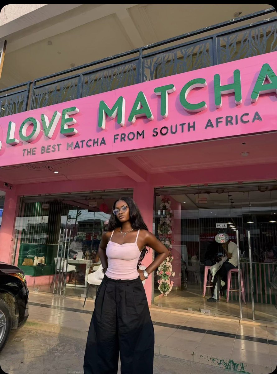 Deborah_xxo's tweet photo. Ewurama, I pray that God continue to elevate you beyond the reach of people who smile before you but carry different intentions behind closed doors🙏🏽

EWURAMA BUSINESS WEEK 
OHENEBA X MITTERRANDSTUDIOS
WATCH OHENEMA POD

#EwuramaAnsahBiney
#DennisOheneba
#RoyalEmeralds https://t.co/T5JlgelWkk