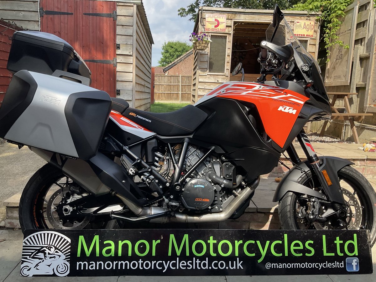 LtdManor's tweet photo. https://t.co/WNvxKYywOY #ktm #motoguzzi #bmwr9t https://t.co/qUJsPQdcg7