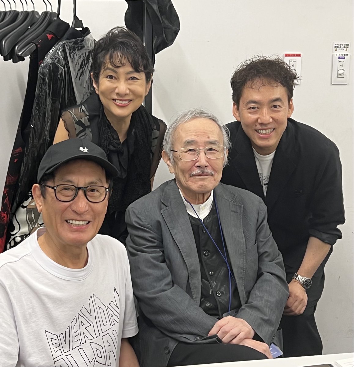 takebesatoshi's tweet photo. 昨日は母校国立音大100周年を祝うくにおん100フェス、僭越ながら総合演出とMCを担当させて頂きました。くにおん出身の素晴らしい音楽家達との集いは感動、感涙の連続でした。
山下洋輔、塩谷哲、国府弘子氏と、
そしてMCを共にした加藤綾子、ハラミちゃんと、
皆んないい表情しています！
ありがとう！ https://t.co/13aXuycS4K