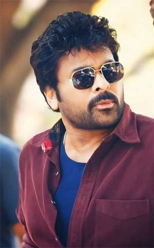 Telugu360's tweet photo. #InsideStories
'విశ్వంభర'లో కొత్త ఎపిసోడ్..
ఇప్పటికే షూటింగ్ పూర్తి చేసుకొన్న సినిమా.
అయితే ఇప్పుడు మరో ఎపిసోడ్ చేరిస్తే బాగుంటుందని నిర్ణయించుకున్న చిత్రబృందం.
ఇందుకుగానూ మెగాస్టార్ చిరంజీవి మరో 4-5 రోజుల కాల్షీట్లు కేటాయించాలి.
ఈ ఎపిసోడ్ పూర్తయితే... సినిమా షూటింగ్ కు పేకప్ చెప్పేసినట్టే.
దసరా కానుకగా విడుదల చేయాలన్న ఆలోచనలో ఉన్నారు. అయితే.. రిలీజ్ డేట్ పై స్పష్టత రావాల్సివుంది.
#Viswambhara