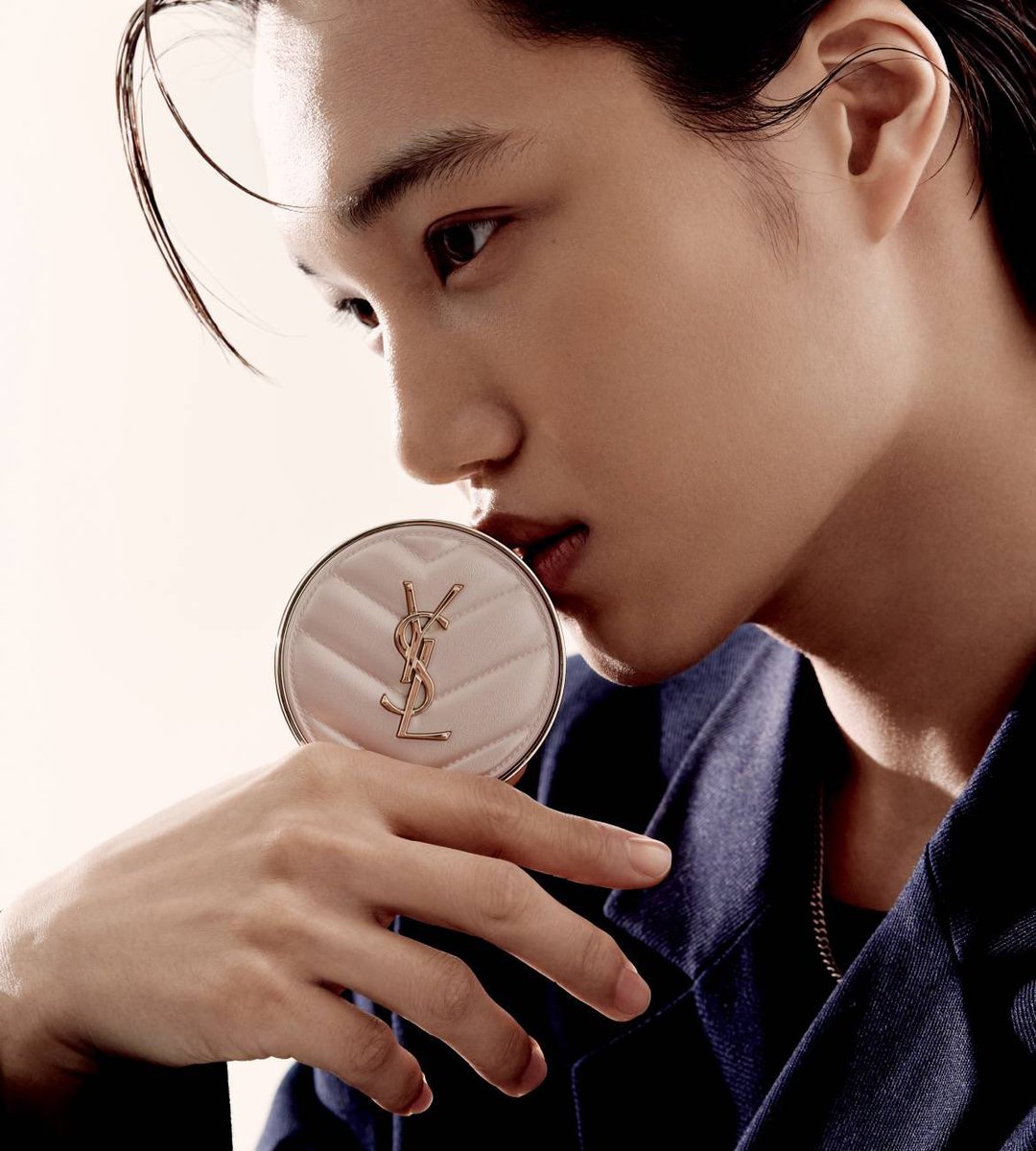 nothingonini's tweet photo. #KAI collecting muse deals at lightning speed because every brand wants HIM 🙃

bobbi brown                                   M.A.C

YSL beauty                                 mediheal https://t.co/eqiW2ANOyr