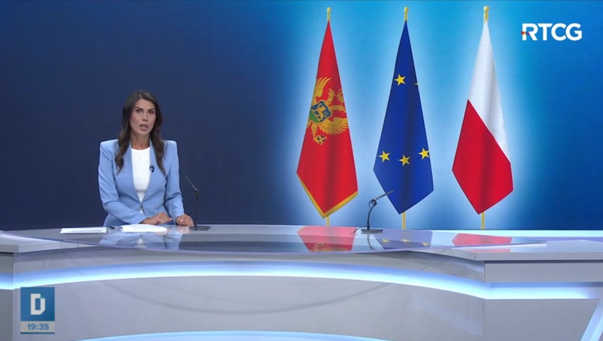 PLinCrnaGora's tweet photo. Odlična reportaža o Poljskoj na @RTCGme!

***
W wiadomościach czarnogórskiej TV obszerny reportaż z Polski! 

Materiał jest efektem wizyty studyjnej w Polsce dla dziennikarzy z Czarnogóry zorganizowanej przez Ambasadę, @MSZ_RP i @PAPinformacje.

🎥https://t.co/vhEBqceqZH https://t.co/CeByoF7ZYY