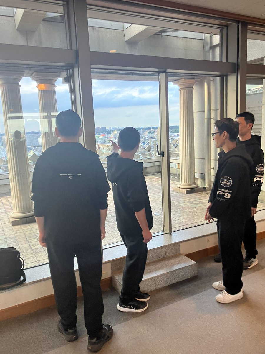 KOMEBOWZ's tweet photo. 本日もお疲れ様です♪
グループ定例総会で話し合い👀
今年の新米まで後2ヶ月🌾✨
相場は気になりますが
みなさまにお届けするのが楽しみです🚚

#千葉市 #米屋 #新米 #備蓄米 #もち米 #米騒動 #配送 #米配達  #コイン精米 https://t.co/AUDSL8oN6t