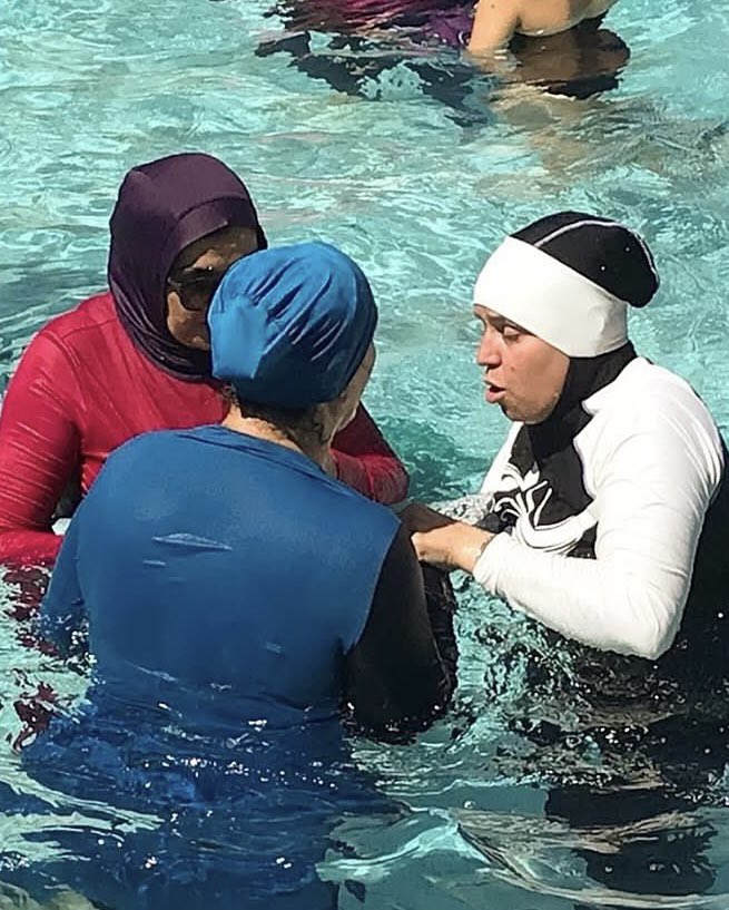 GTL66's tweet photo. Tothom hauria de ficar-se vestit a les piscines municipals en senyal de protesta. A veure si així ho prohibeixen expressament i per TOTHOM!! https://t.co/wrgdQZdNcf