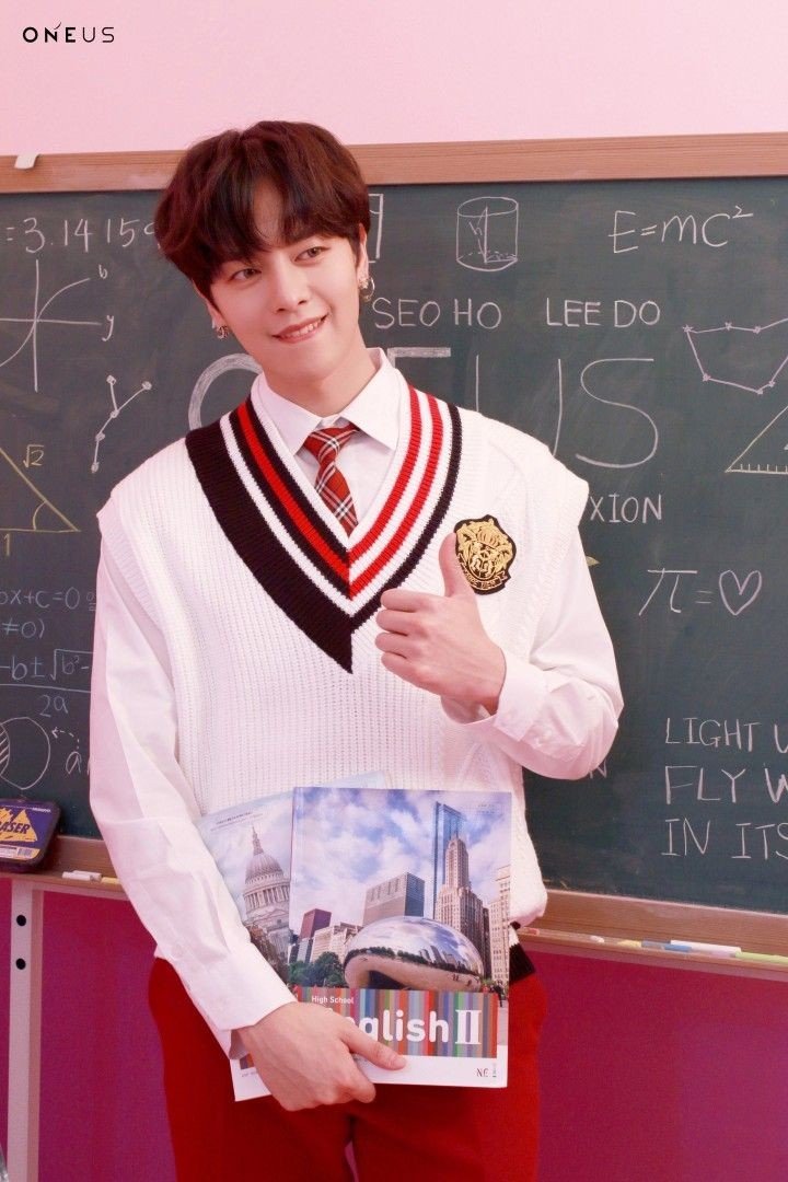 Arwens_RVkitty's tweet photo. #KimYoungJo #RAVN #STMICL 김영조 KYJ 레이븐 レイブン RV Memory 🌹🔥 https://t.co/IUIt573HsO