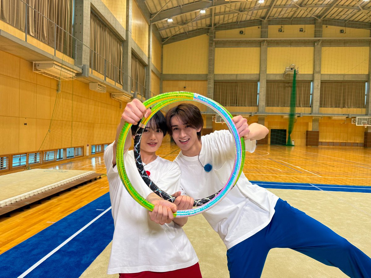 dodesuka_6ch's tweet photo. あす（7/7）放送の #ドデスカ！ 📺

関西ジュニア #AmBitious の
#大内リオン さん、
#真弓孟之 さんが出演💙❤️

番組Instagramでは
撮影の裏側動画🎞️を公開中☺️

ロケに全力で挑むAmBitiousメンバーへ、
ぜひ応援リプをお願いします✨ https://t.co/qyoiqqzske