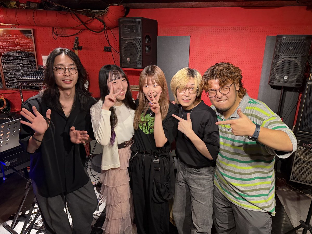 ymakoKey's tweet photo. 6/23  まこきーJAM来ていただいた皆様
ホストのみんな、rpm様ありがとうございました❣️
今回もとても楽しかった！次回11月に今年最後のリーダーJAMを同じメンバーで開催予定です！

YouTubeに動画も載せた⬇️
https://t.co/9teq1hgpIl

 #rpm #session #toloveyoumore #celinedion https://t.co/Pvdm0NUvX2