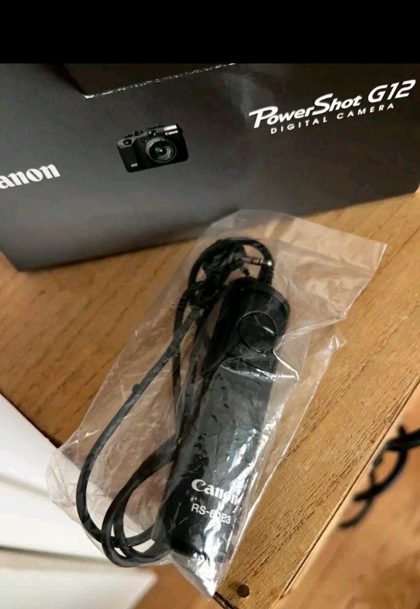 prstyyyyy1's tweet photo. d for sale 
camera CCD CANON G12 
all machine functions work well, 
#ccd #canon #canong12 #佳能 https://t.co/CXLt4URjue