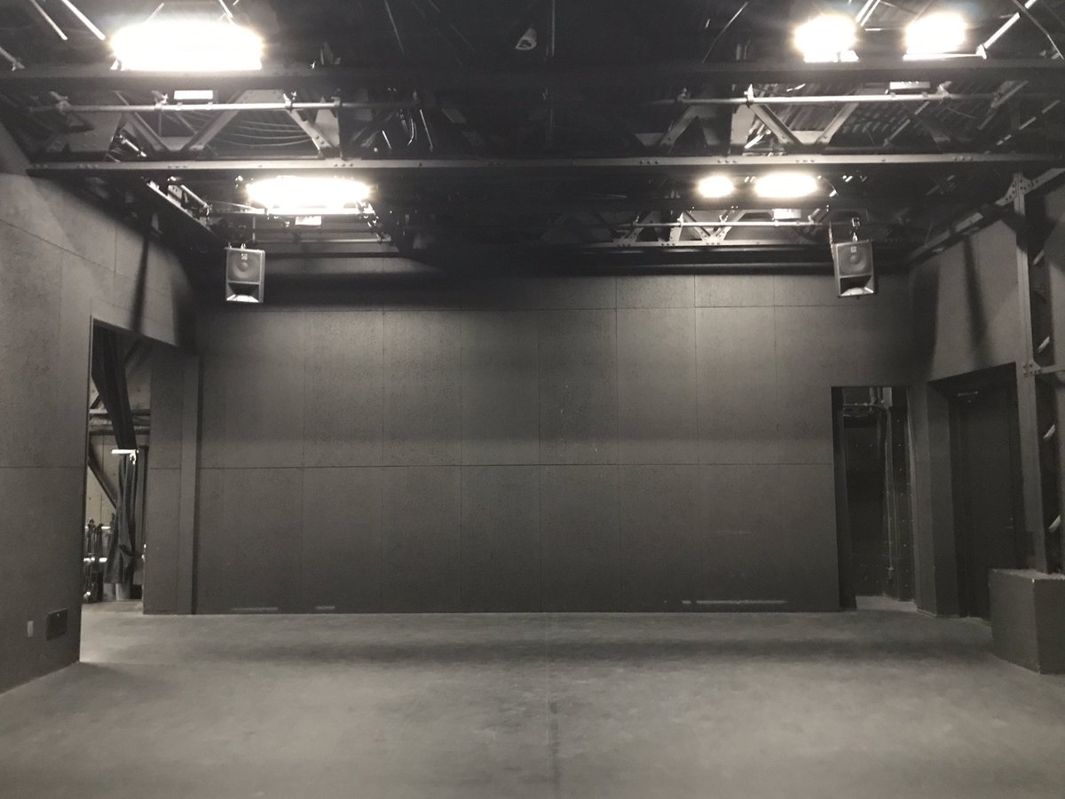 callmehiroki's tweet photo. 遊劇体「稽古扇」全公演無事終演いたしました。

ご来場いただいたお客さま、THEATRE E9 KYOTOの皆さま、スタッフ・共演者の皆さま、ありがとうございました！

またひとつたいせつな作品ができました。

楽しかったー！！ https://t.co/ZfYTmMldgZ